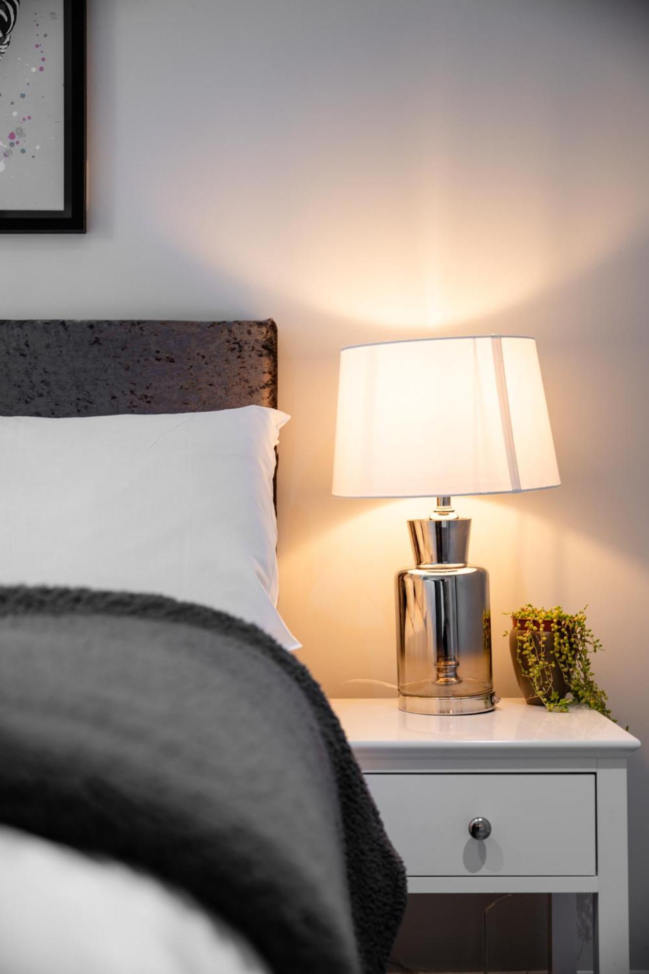 Escape Ordinary At Lough Erne Golf Village Enniskillen Eksteriør bilde